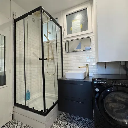 Duplex - 5 Min Insead - Close To Forest And Castle شقة